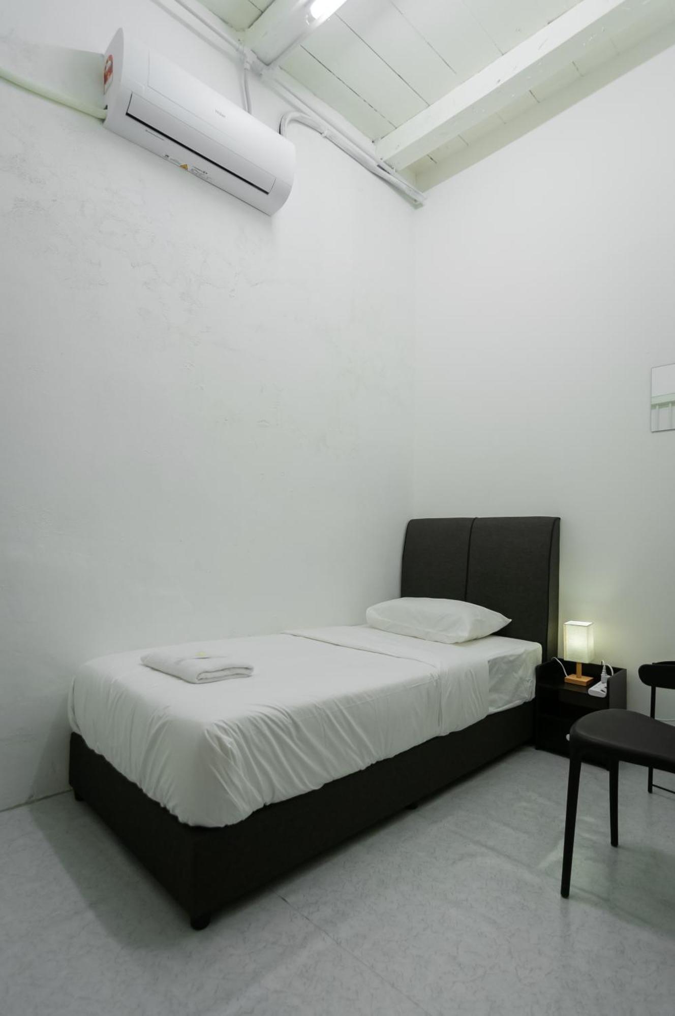 הוסטל Aayu Seckchuan George Town Penang מראה חיצוני תמונה